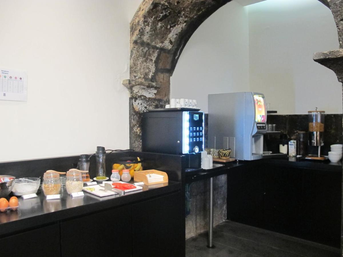 Ponta Delgada Azores Youth Hostels - Sao Miguel מראה חיצוני תמונה