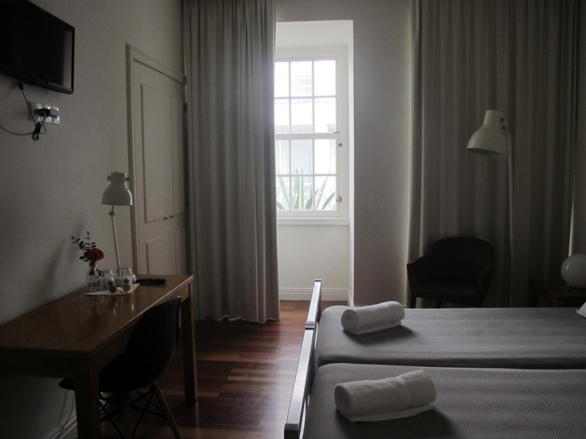 Ponta Delgada Azores Youth Hostels - Sao Miguel מראה חיצוני תמונה