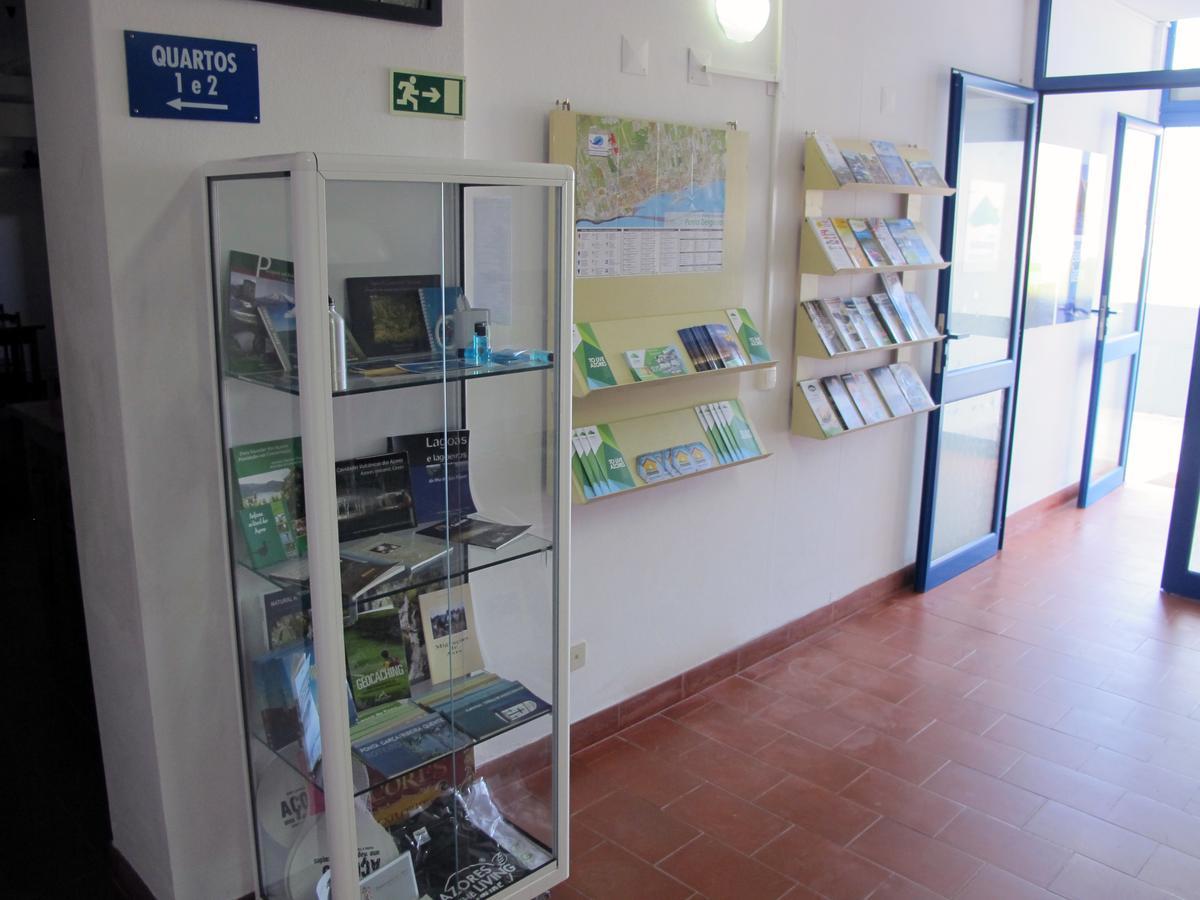 Ponta Delgada Azores Youth Hostels - Sao Miguel מראה חיצוני תמונה